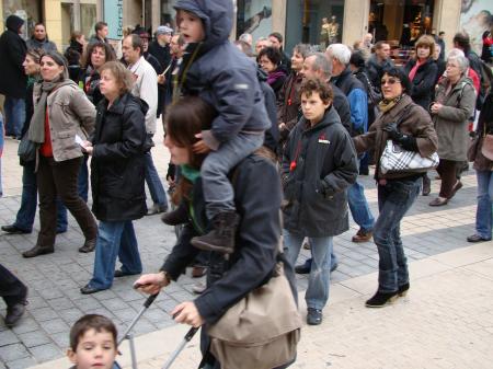 Dans la rue,protégons nos retraites